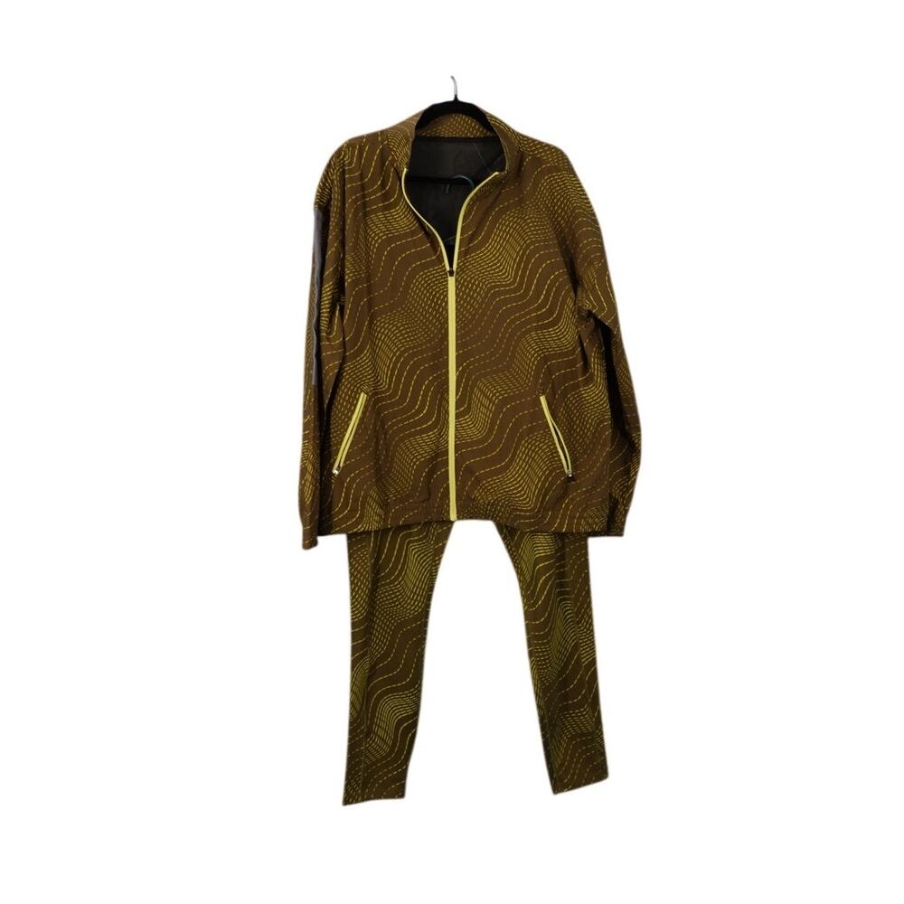 TomboyX Green Matching Workout Legging and Jacket